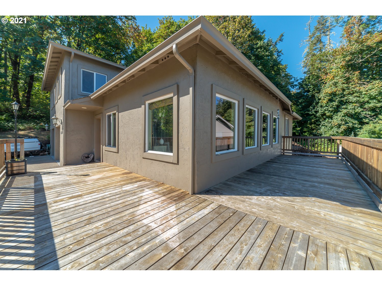1164 South 68th Street Springfield, OR 97478 - Photo 3 of 32 a view of house with backyard and deck