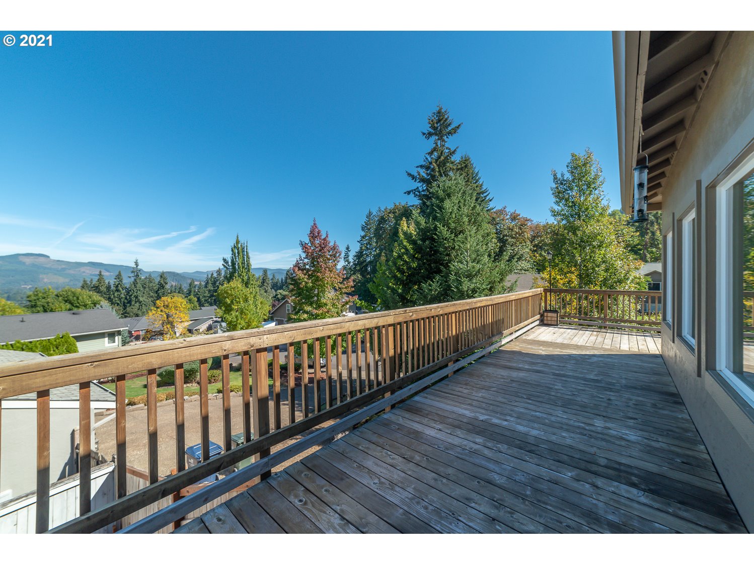 1164 South 68th Street Springfield, OR 97478 - Photo 4 of 32 a view of balcony with wooden floor