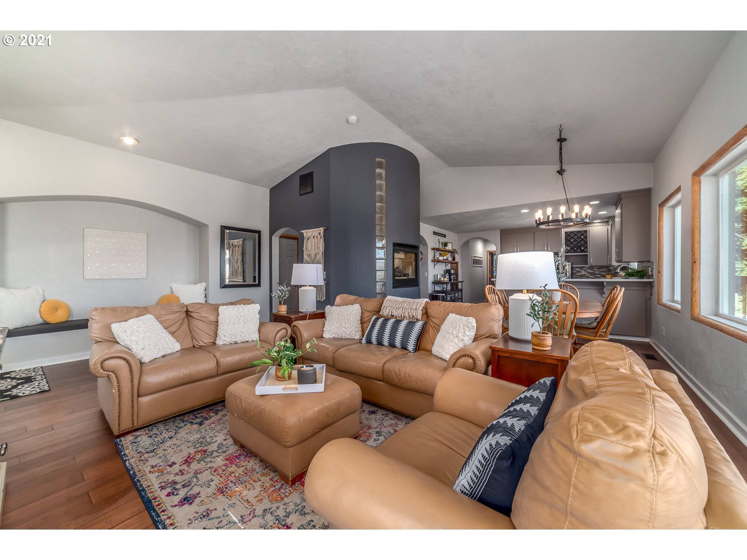 1164 South 68th Street Springfield, OR 97478 - Photo 7 of 32 a living room with furniture chandelier and a chandelier