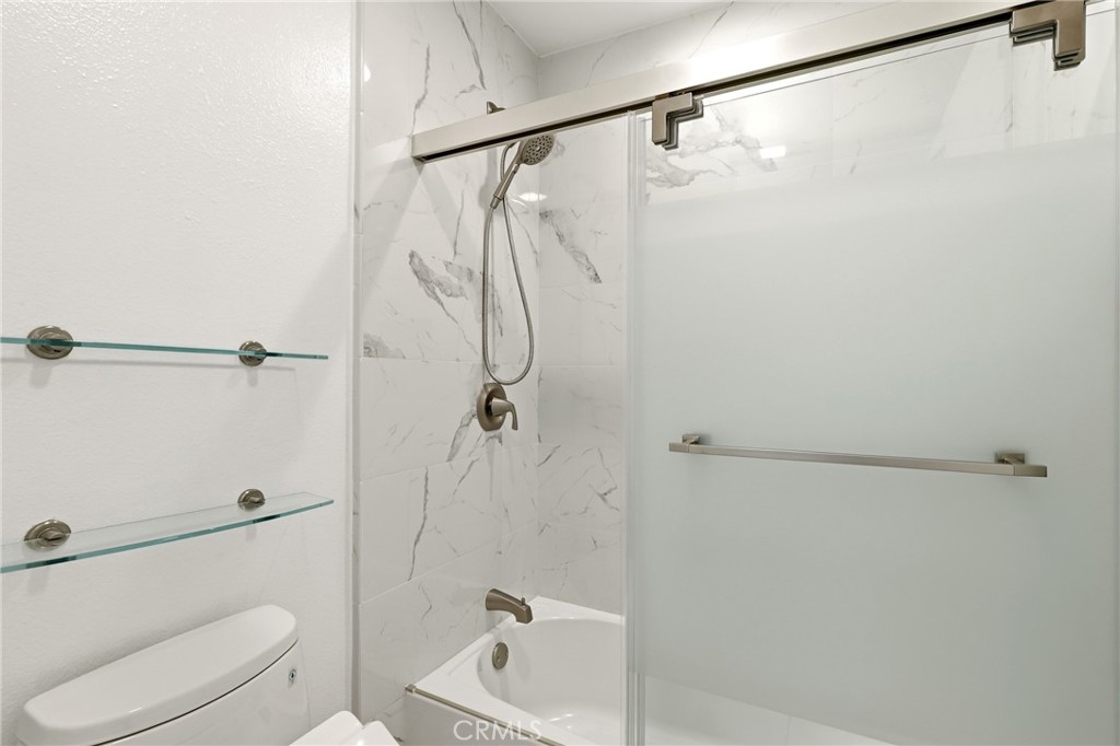 549 Springbrook North Irvine, CA 92614 - Photo 20 of 35 Gallery Image 20