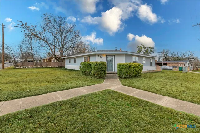 $270,000 | 2502 Powell Drive, Gatesville, TX 76528