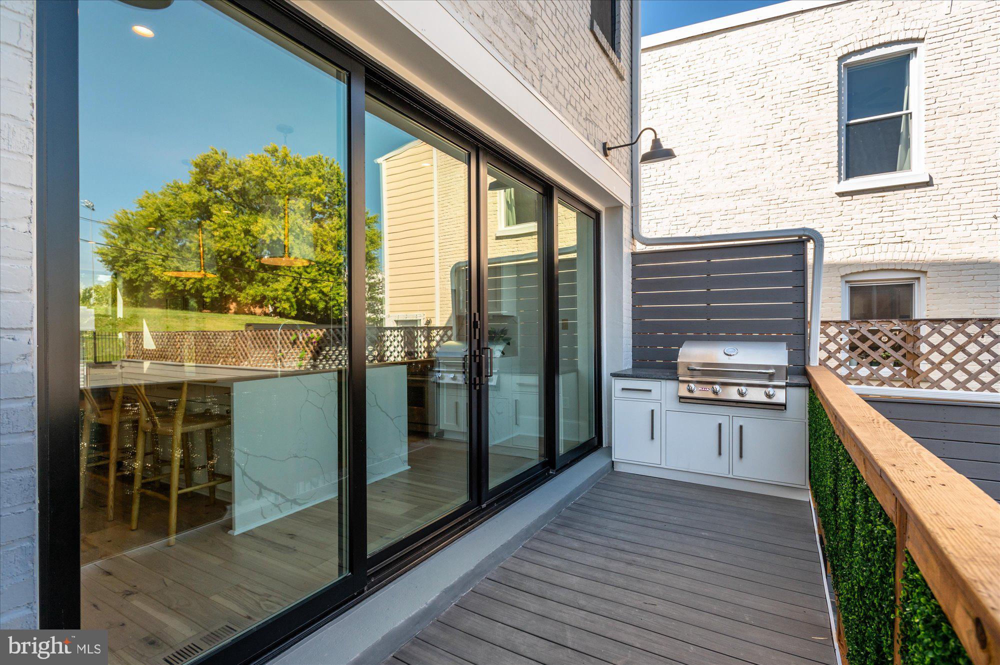 110 R Street Northeast Washington, DC 20002 - Photo 39 of 45