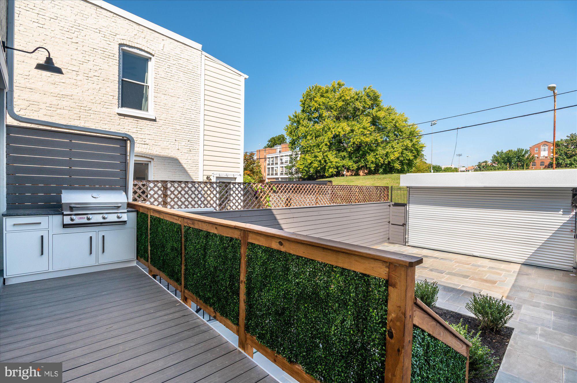 110 R Street Northeast Washington, DC 20002 - Photo 40 of 45