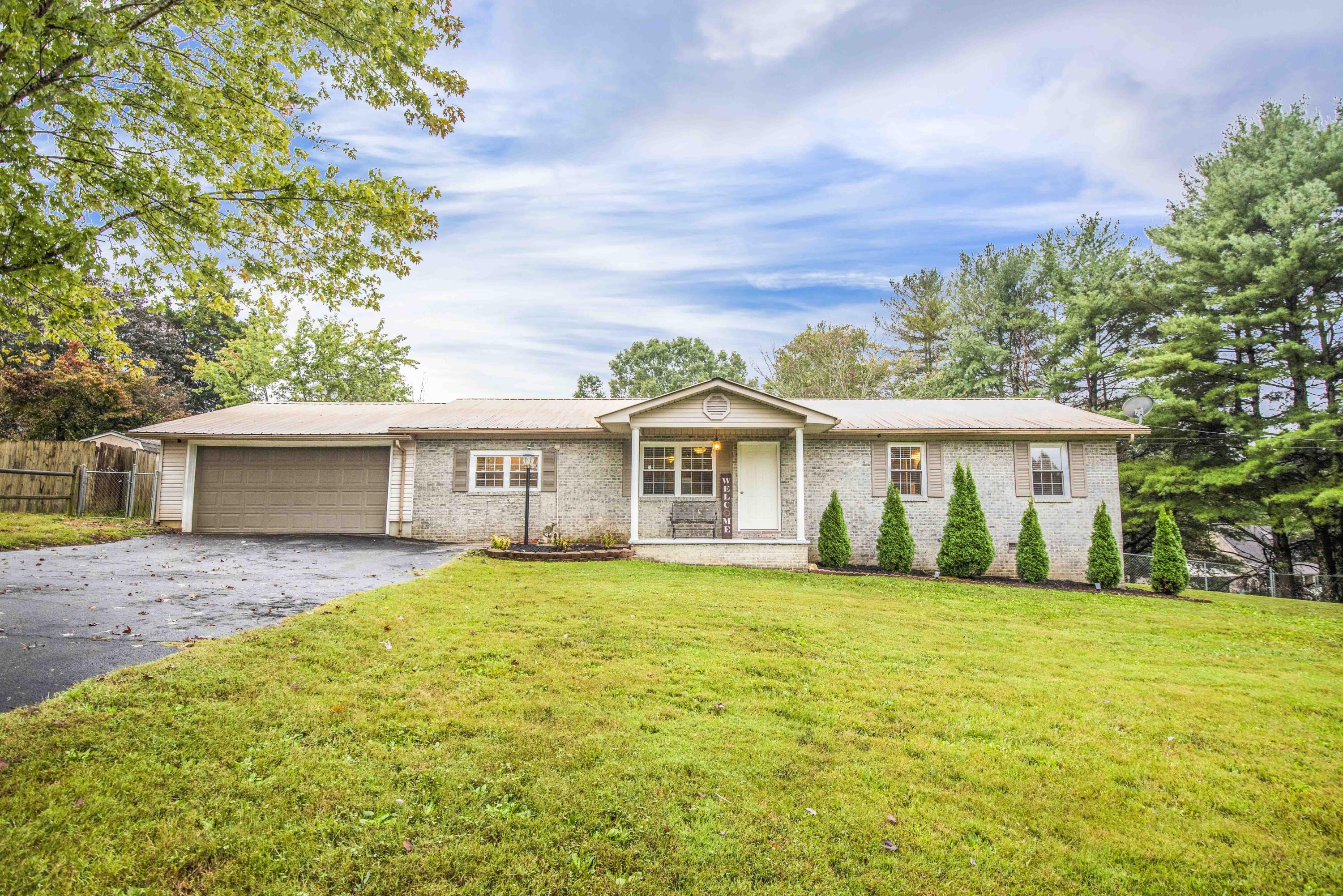 191 Casey Road Harriman, TN 37748 - Photo 1 of 39 191 Casey Rd