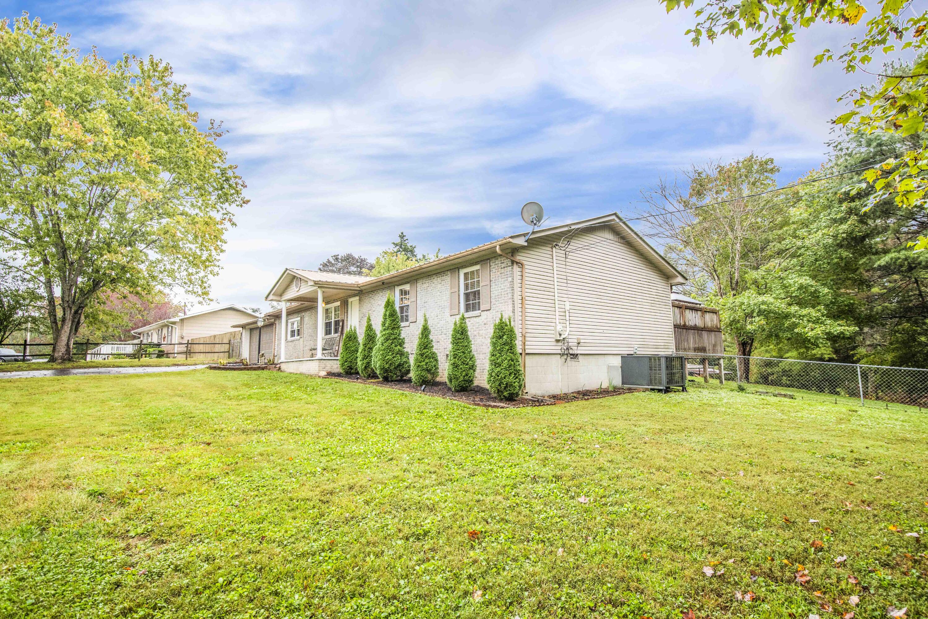 191 Casey Road Harriman, TN 37748 - Photo 39 of 39 Side View