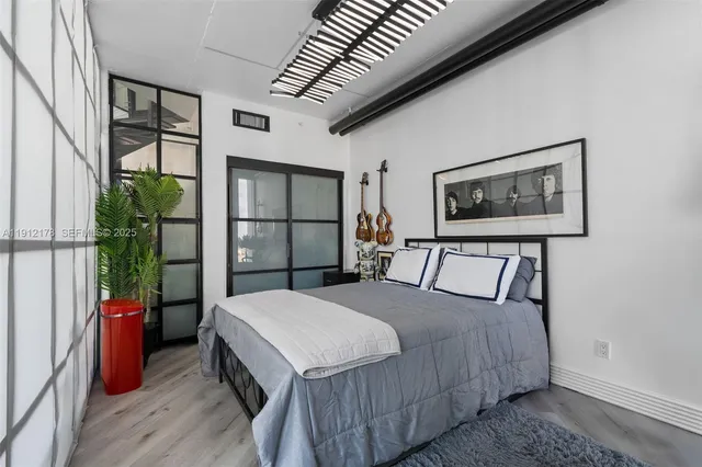 $725,000 | 690 Southwest 1st Court, Unit 2101, Miami, FL 33130