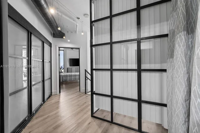 $725,000 | 690 Southwest 1st Court, Unit 2101, Miami, FL 33130