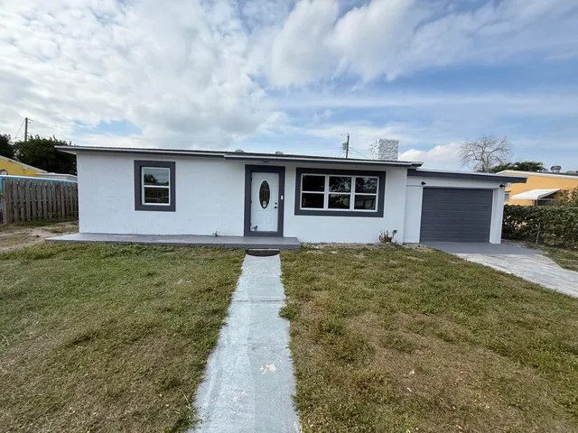 $425,000 | 2353 South Beech Road, West Palm Beach, FL 33409