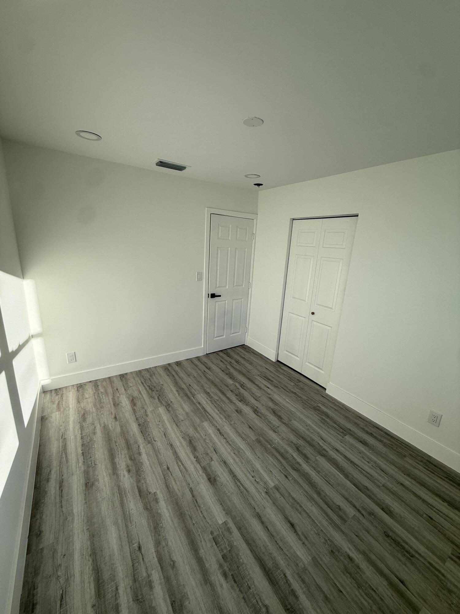 2353 South Beech Road West Palm Beach, FL 33409 - Photo 11 of 16 IMG_4039