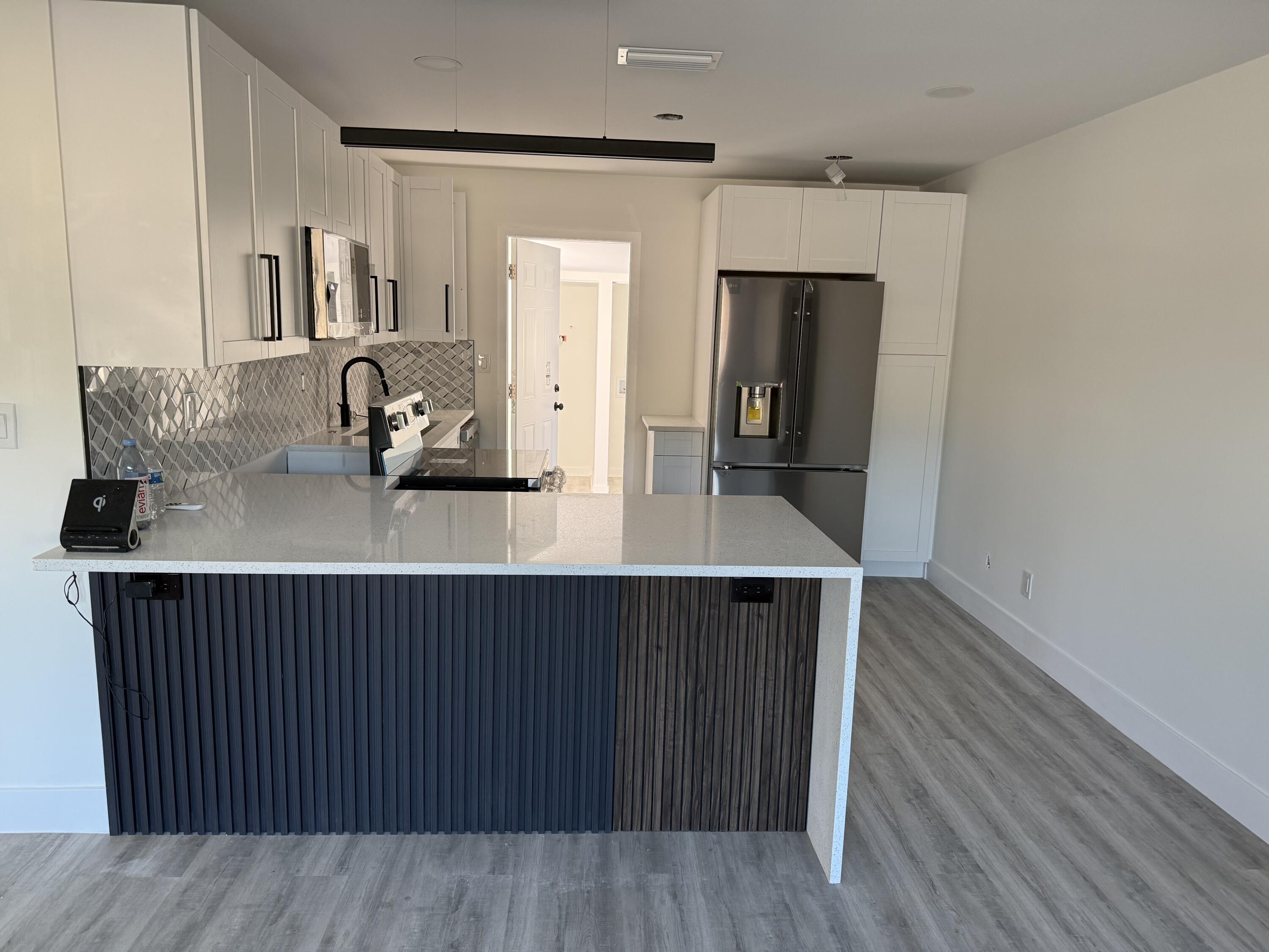 2353 South Beech Road West Palm Beach, FL 33409 - Photo 7 of 16 IMG_4035