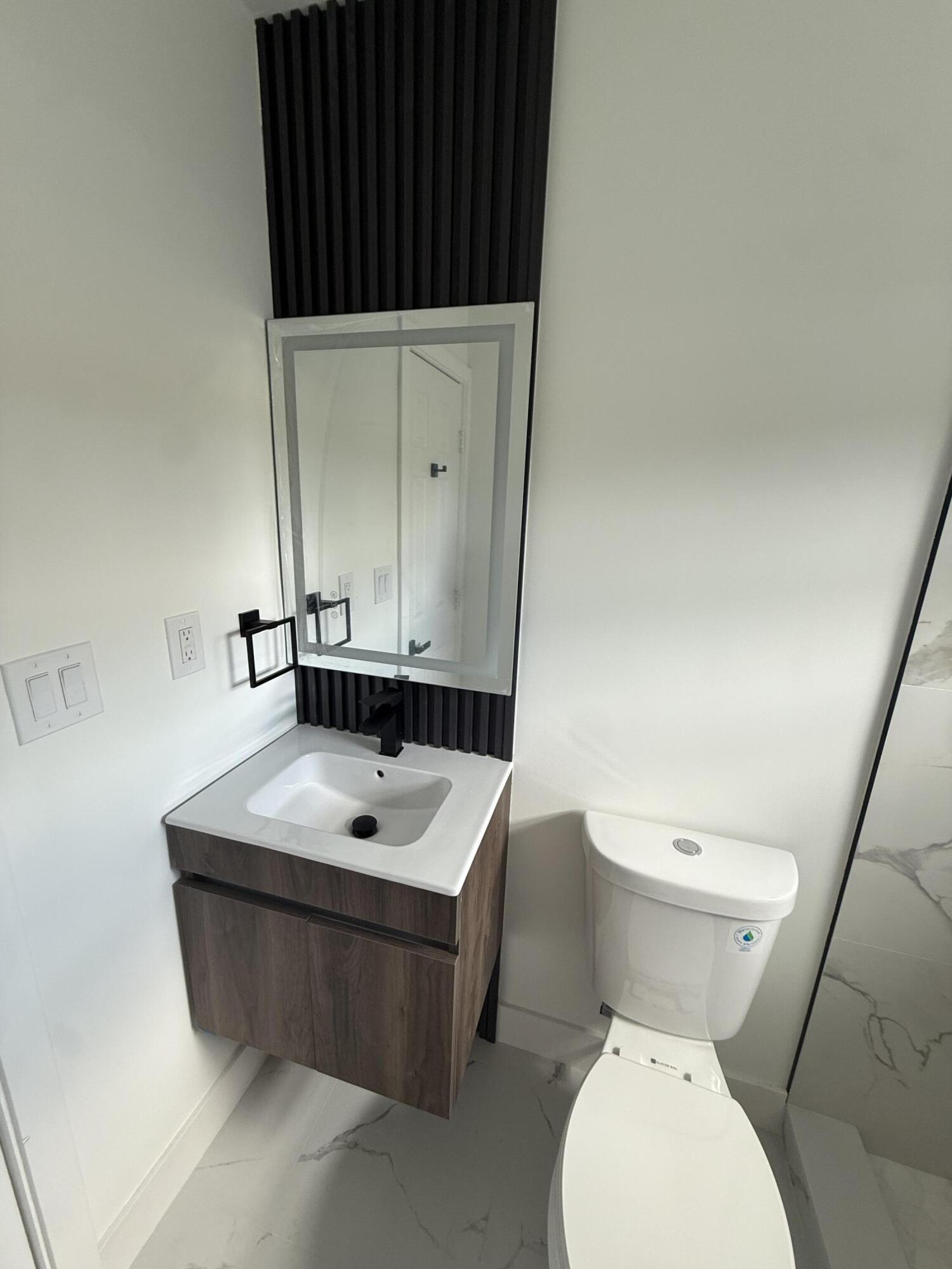 2353 South Beech Road West Palm Beach, FL 33409 - Photo 9 of 16 IMG_4142