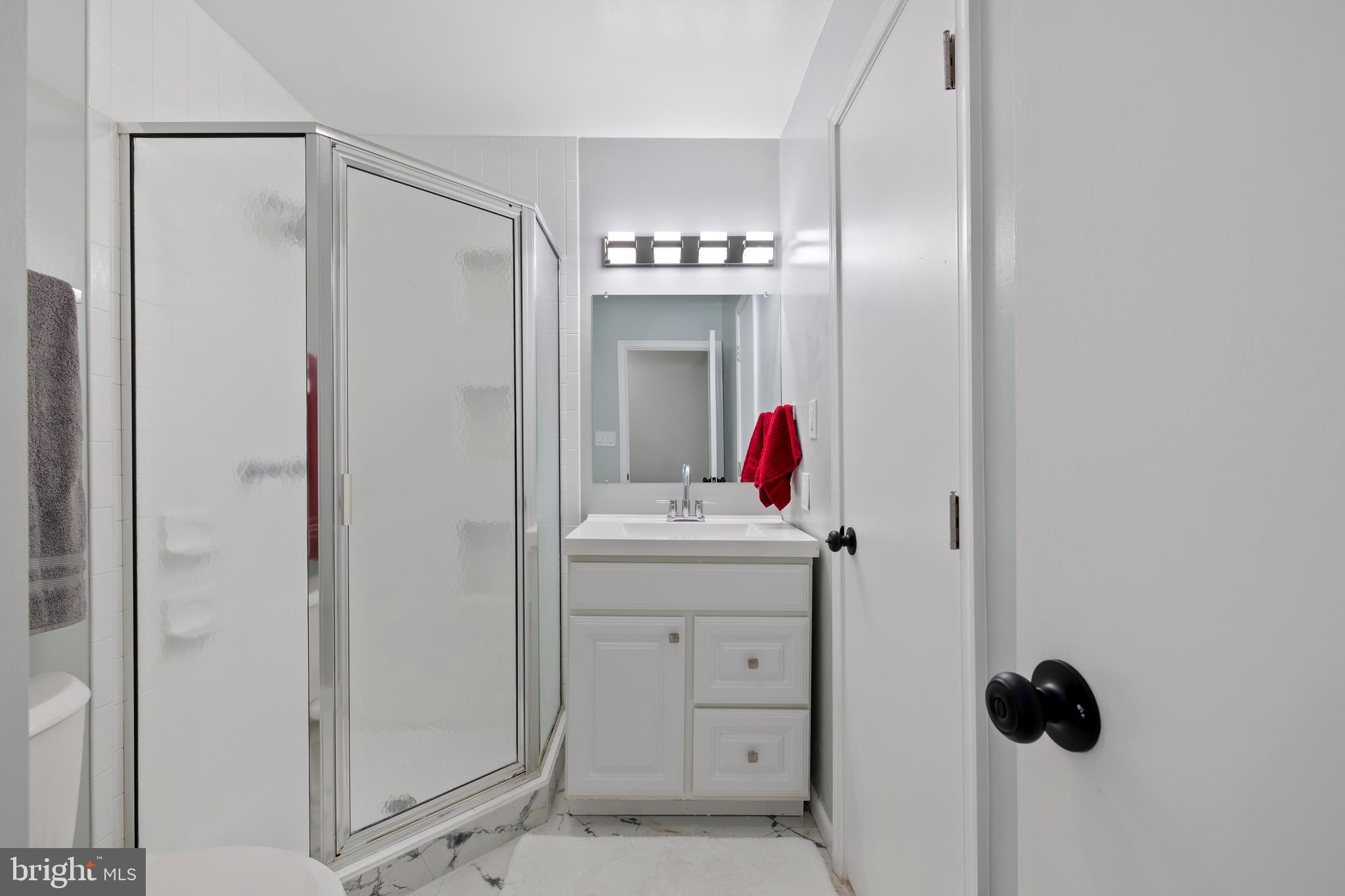 2710 Sheraton Street Silver Spring, MD 20906 - Photo 34 of 42 Full Bath
