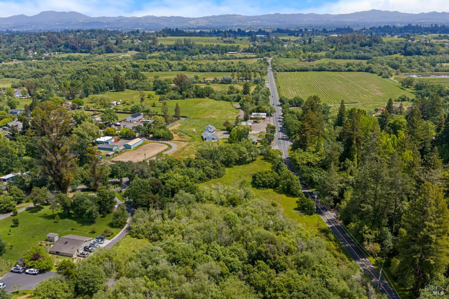 10033 Mill Station Road Sebastopol, CA 95472 - Photo 12 of 21
