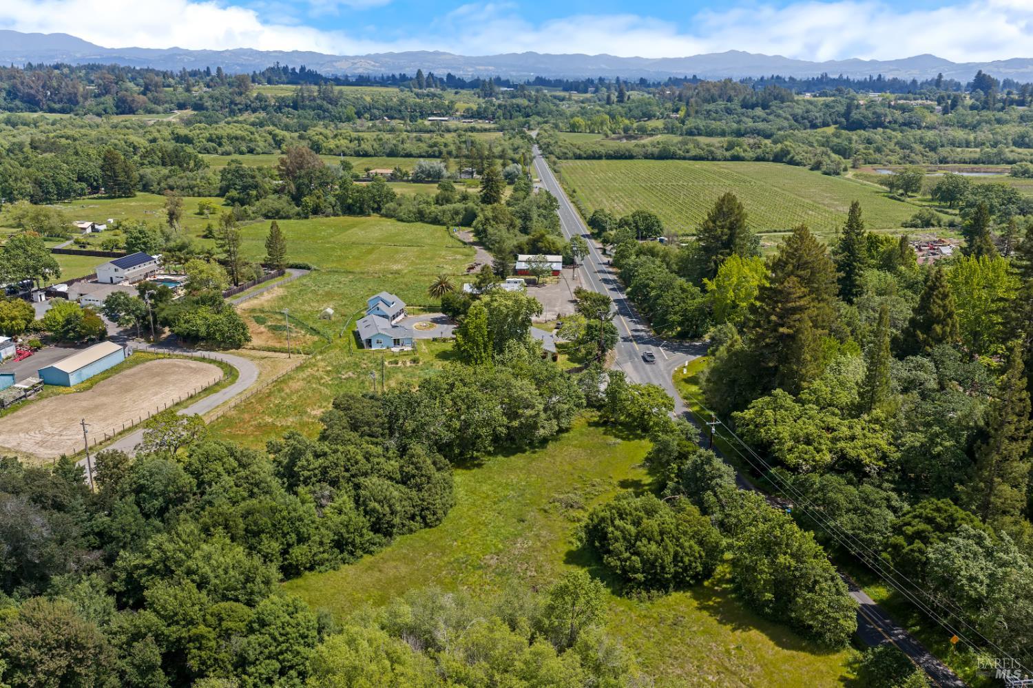 10033 Mill Station Road Sebastopol, CA 95472 - Photo 14 of 21