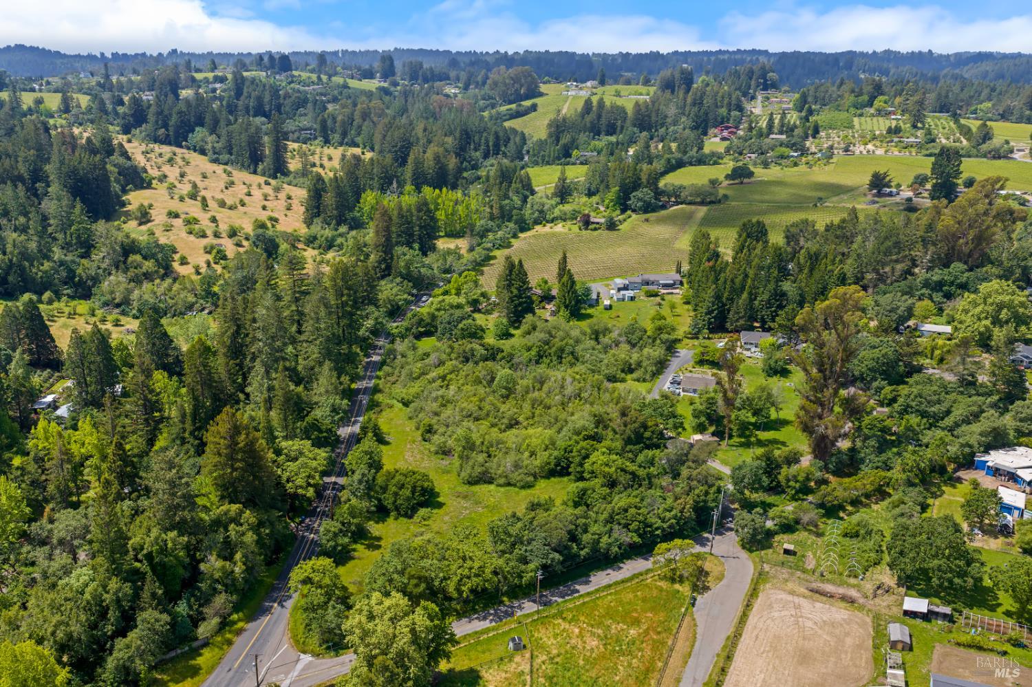 10033 Mill Station Road Sebastopol, CA 95472 - Photo 4 of 21