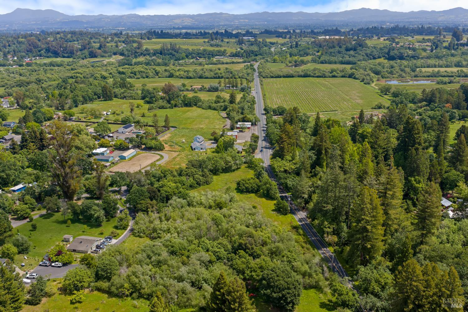 10033 Mill Station Road Sebastopol, CA 95472 - Photo 10 of 21