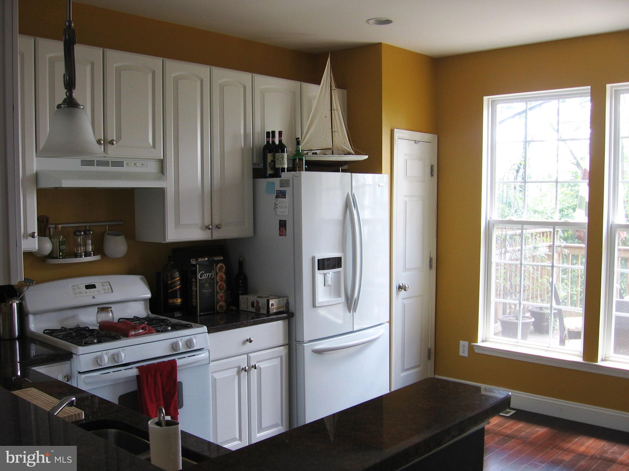 48 River Lane Riverside, NJ 08075 - Photo 8 of 23 Kitchen
