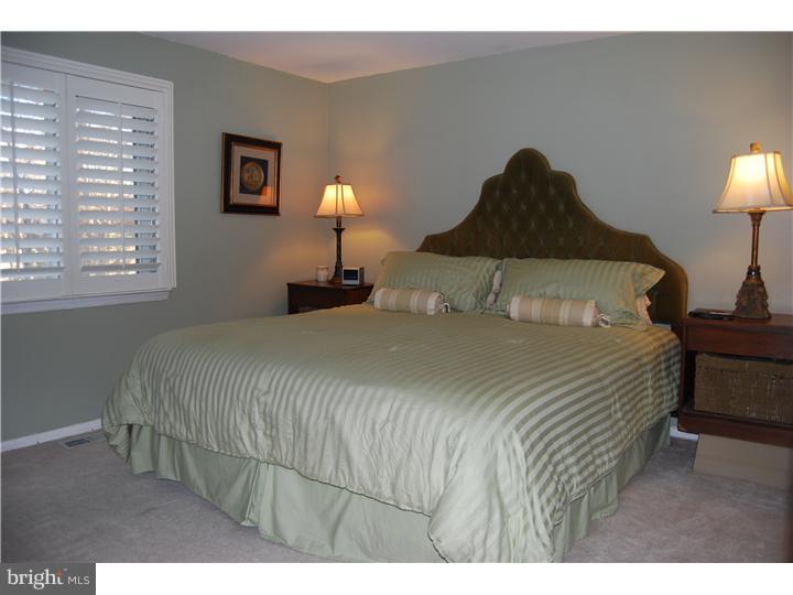 160 Oxford Road Delran, NJ 08075 - Photo 14 of 22
