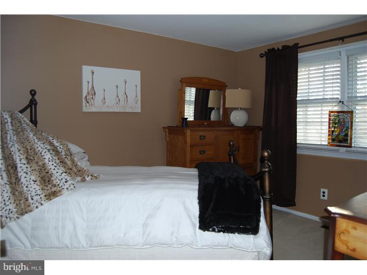 160 Oxford Road Delran, NJ 08075 - Photo 15 of 22