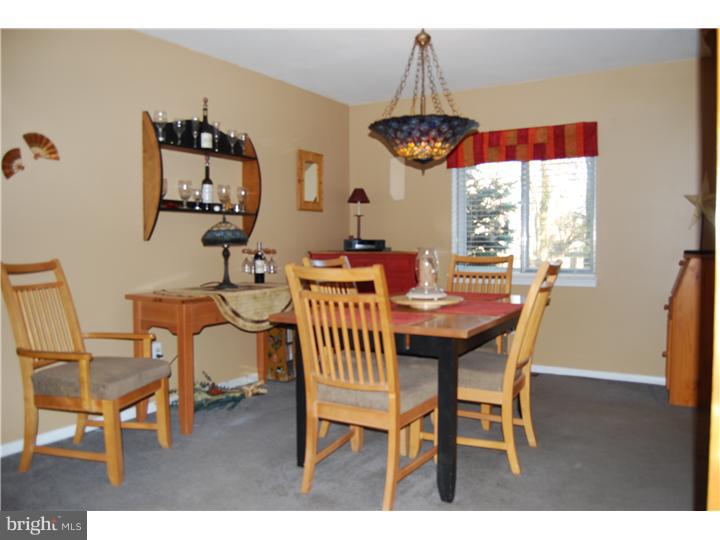 160 Oxford Road Delran, NJ 08075 - Photo 6 of 22