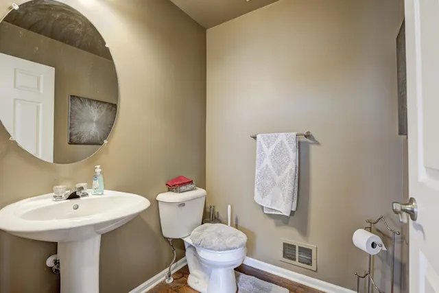 $399,900 | 9551 Falmouth Drive, Ypsilanti, MI 48197