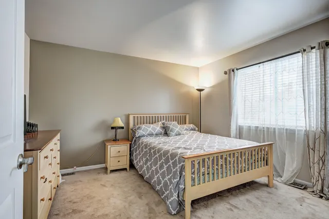 $399,900 | 9551 Falmouth Drive, Ypsilanti, MI 48197