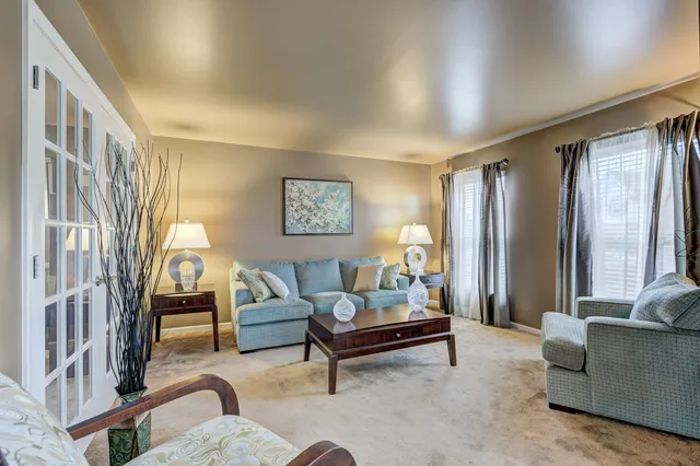 $399,900 | 9551 Falmouth Drive, Ypsilanti, MI 48197