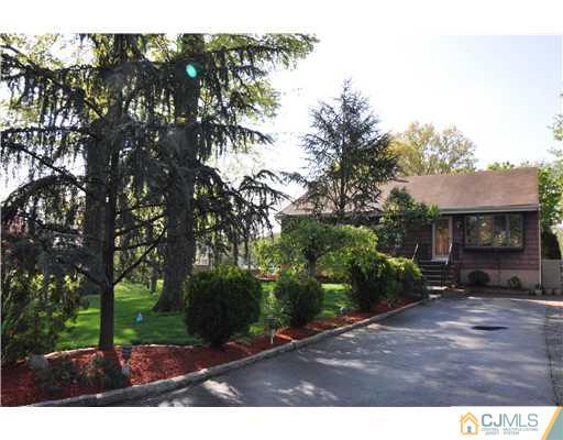 2035 Oak Tree Road Edison, NJ 08820 - Photo 1 of 16 Gallery Image 1