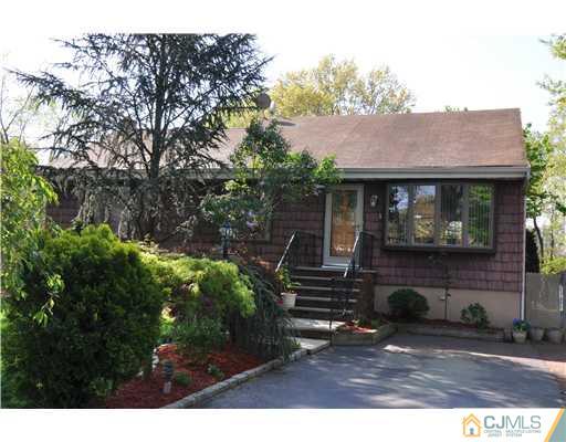 2035 Oak Tree Road Edison, NJ 08820 - Photo 2 of 16 Gallery Image 2