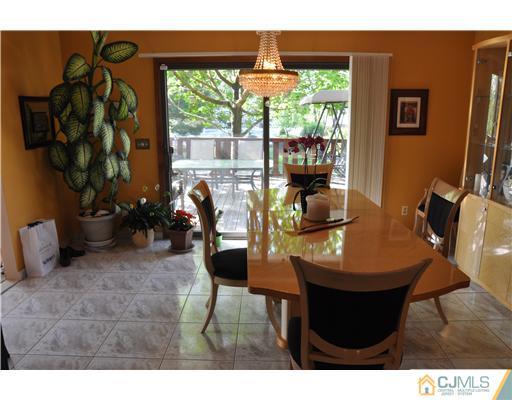 2035 Oak Tree Road Edison, NJ 08820 - Photo 10 of 16 Gallery Image 10