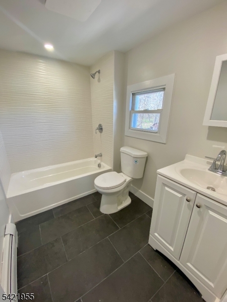 323 Rutherford Avenue, Unit 4 Franklin, NJ 07416 - Photo 5 of 6