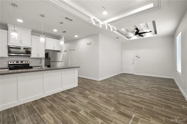 $1,350 | 1907 West Violet Drive, Unit 2, Pharr, TX 78577