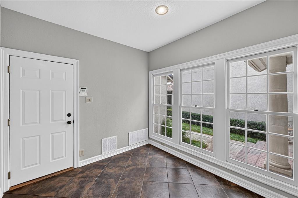 4603 North O'Connor Road Irving, TX 75062 - Photo 14 of 40 Gallery Image 14