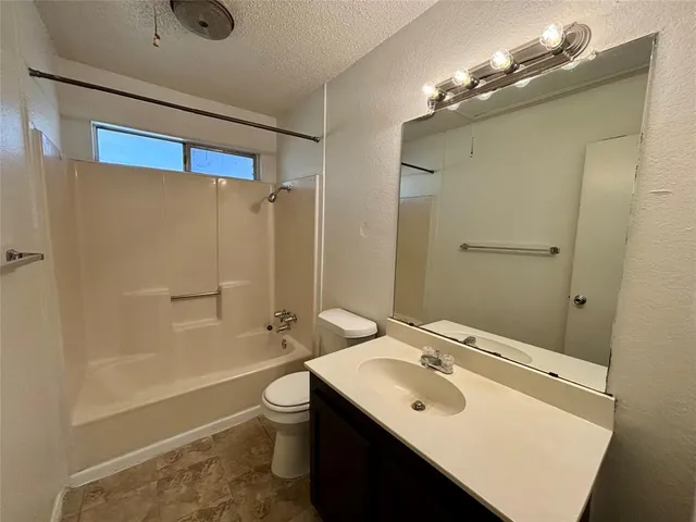 $1,200 | 2600 Northwest 21st Street, Fort Worth, TX 76106