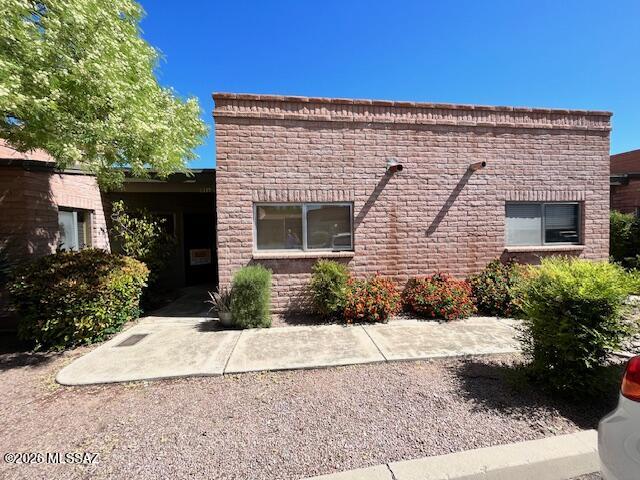 4315 East Presidio Road Tucson, AZ 85712 - Photo 6 of 47
