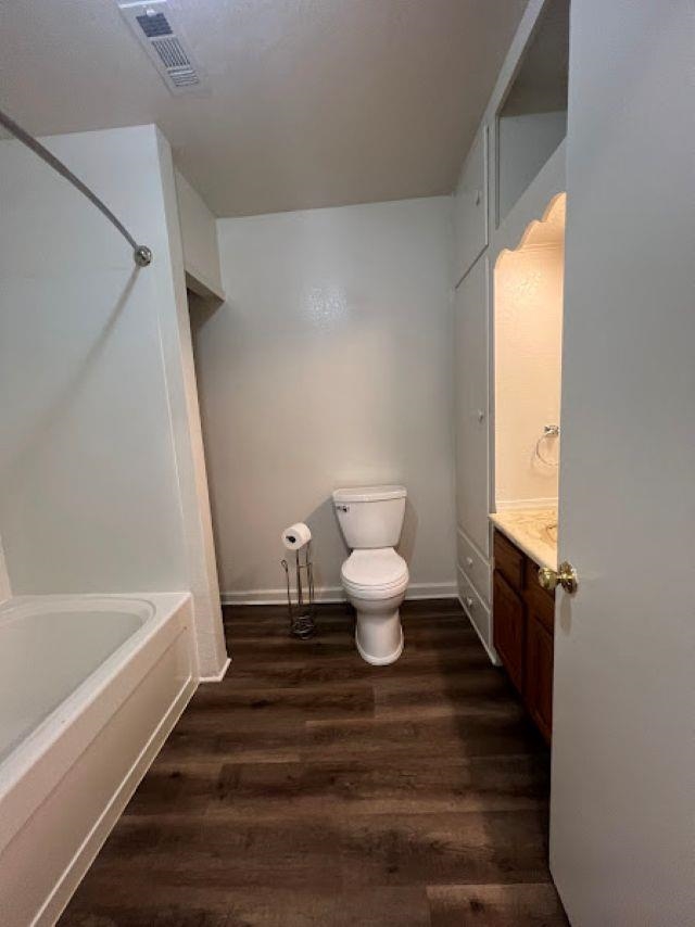 6088 Lapeer Road Burton, MI 48509 - Photo 20 of 24 50190465-fd70e0a4-10c0-404d-8192-538e2a77804a.JPG