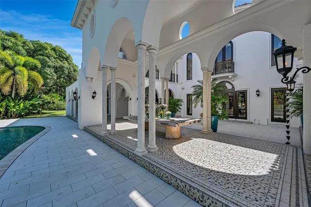 $25,000,000 | 4955 Southwest 83rd Street, Miami, FL 33143