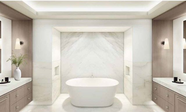 $2,400,000 | 1447 North Dearborn Street, Unit 2S, Chicago, IL 60610