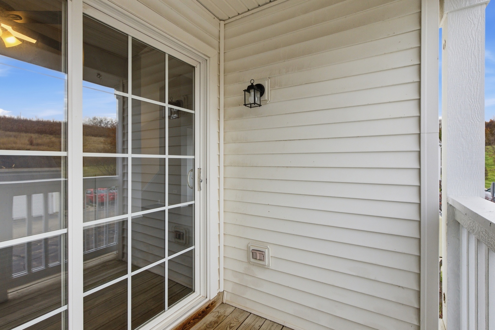 2023 Silverstone Drive, Unit 2023 Carpentersville, IL 60110 - Photo 11 of 19 a view of front door