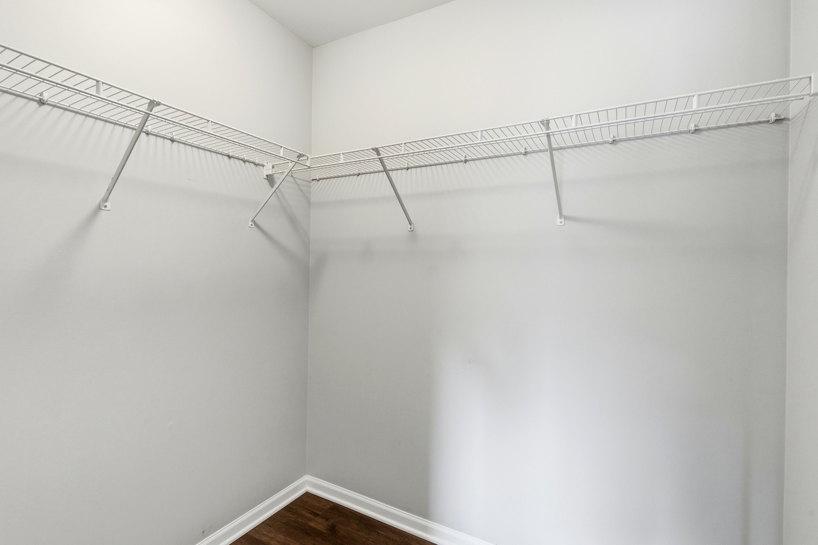 2023 Silverstone Drive, Unit 2023 Carpentersville, IL 60110 - Photo 12 of 19 a view of a room