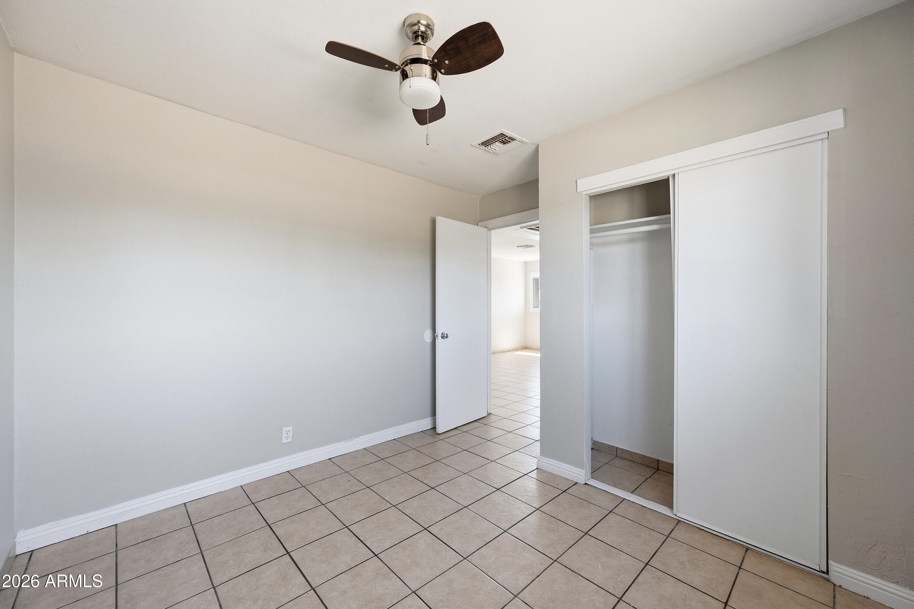 5206 West Ocotillo Road, Unit A Glendale, AZ 85301 - Photo 10 of 14 10-5306WORA-ocupix-