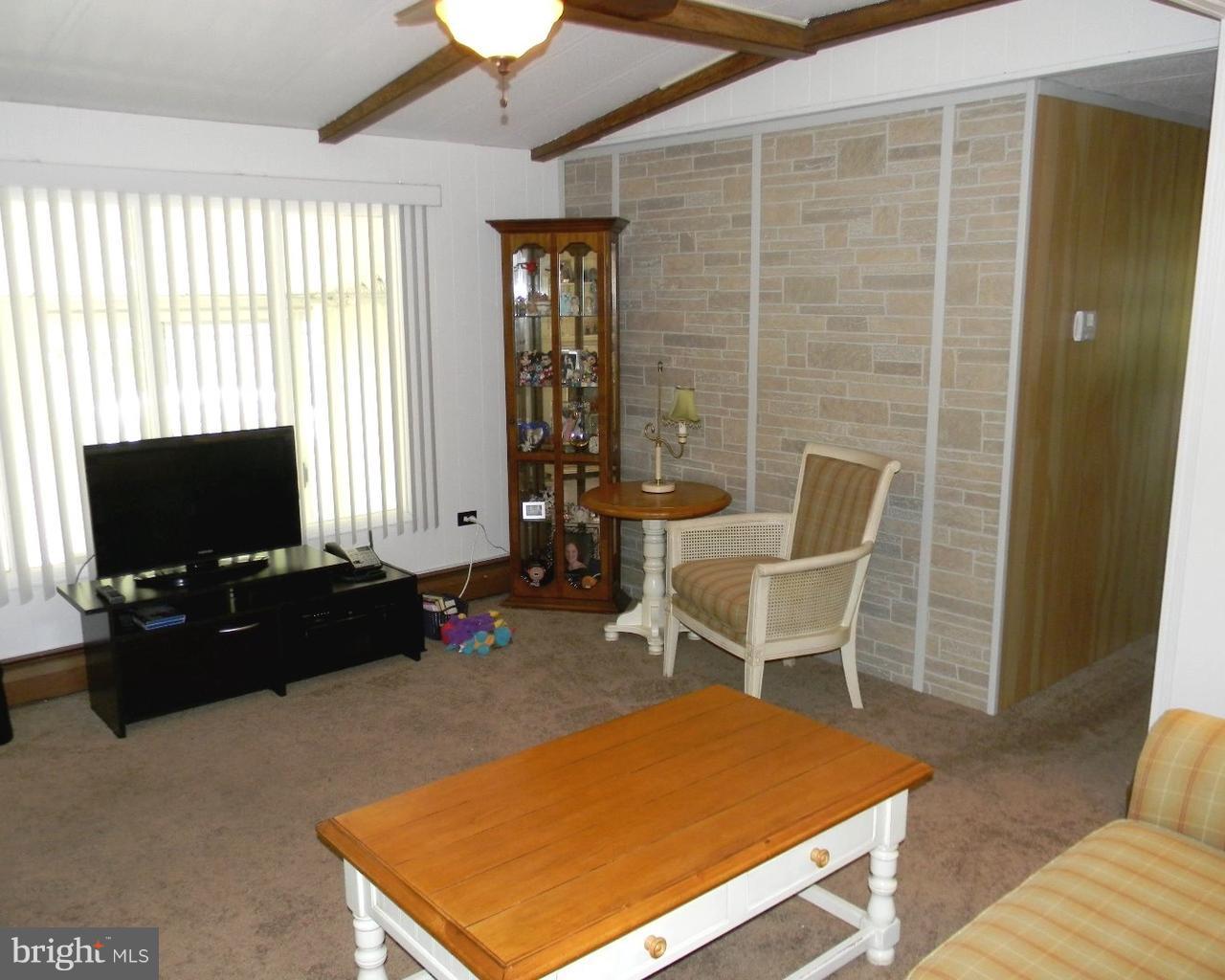 71 Holly Boulevard Tabernacle, NJ 08088 - Photo 3 of 25 Living room
