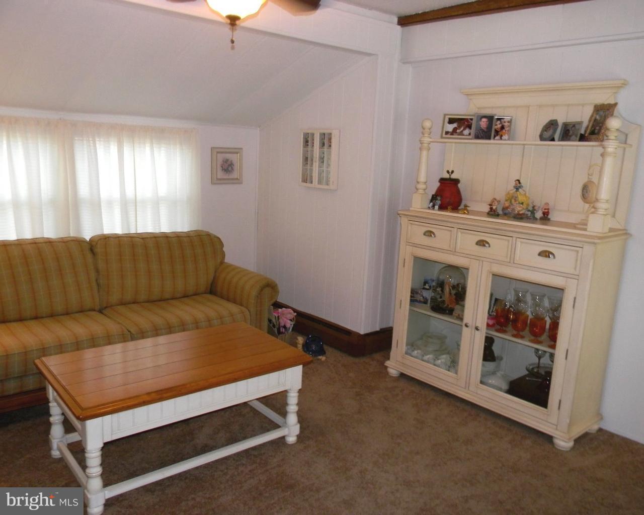 71 Holly Boulevard Tabernacle, NJ 08088 - Photo 5 of 25 Living room