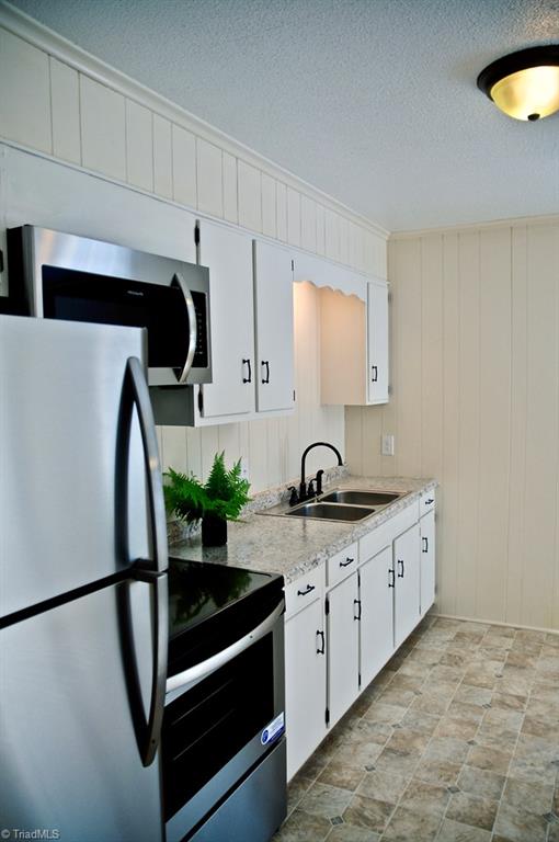 385 Pulco Lane Ronda, NC 28670 - Photo 6 of 17 Gallery Image 6
