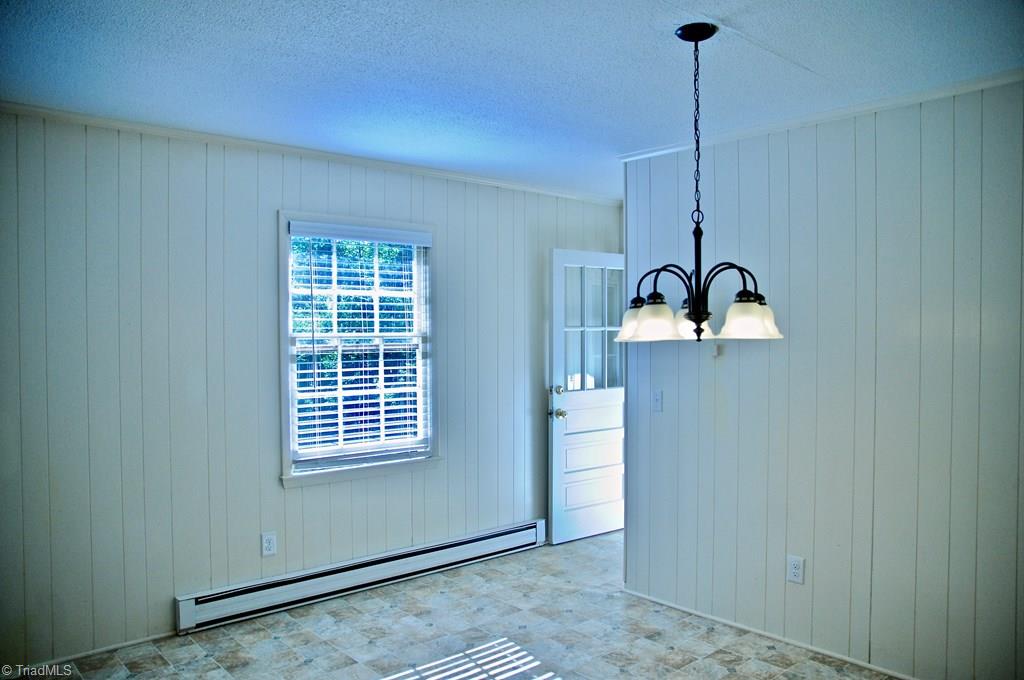 385 Pulco Lane Ronda, NC 28670 - Photo 10 of 17 Gallery Image 10