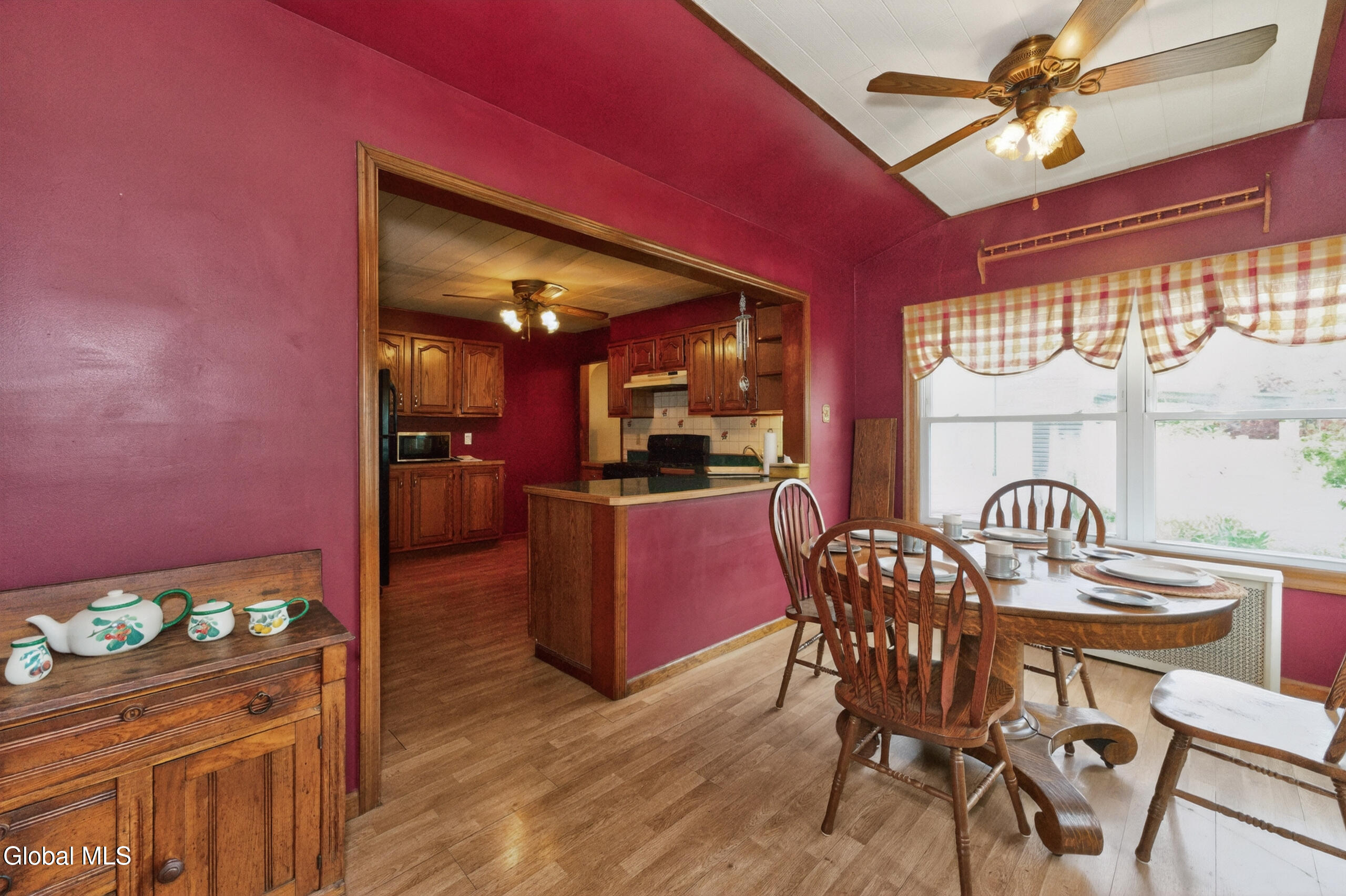 1026 Dudley Road Rotterdam, NY 12303 - Photo 16 of 38 4 Diningroom 2