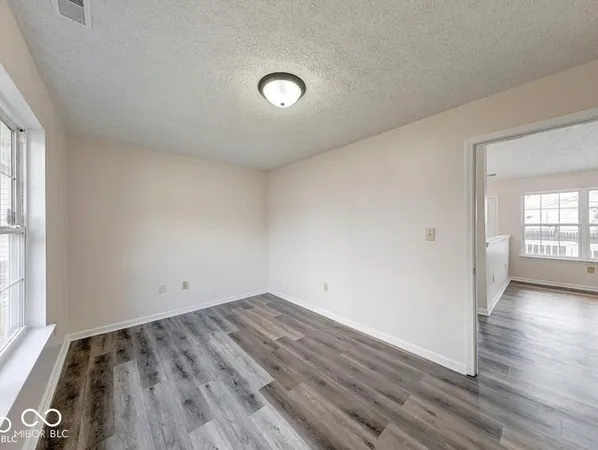 $1,500 | 7621 Orchard Village Drive, Indianapolis, IN 46217
