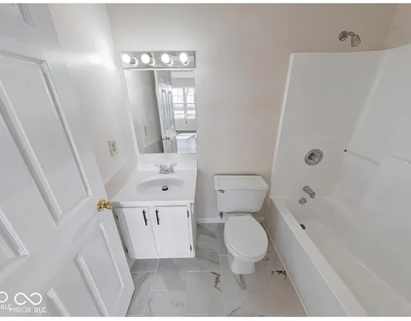 $1,500 | 7621 Orchard Village Drive, Indianapolis, IN 46217
