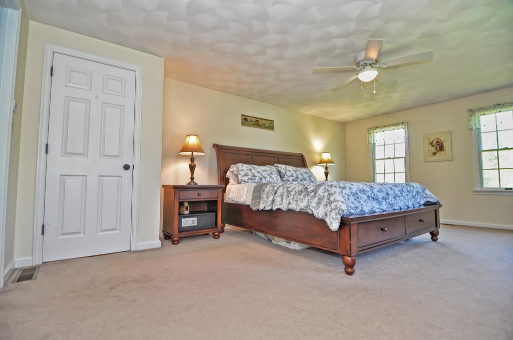 11 Noel Road Andover, MA 01810 - Photo 14 of 30 Gallery Image 14