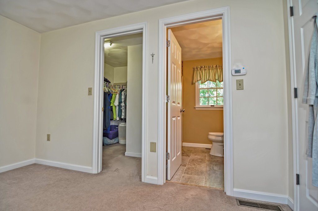 11 Noel Road Andover, MA 01810 - Photo 16 of 30 Gallery Image 16